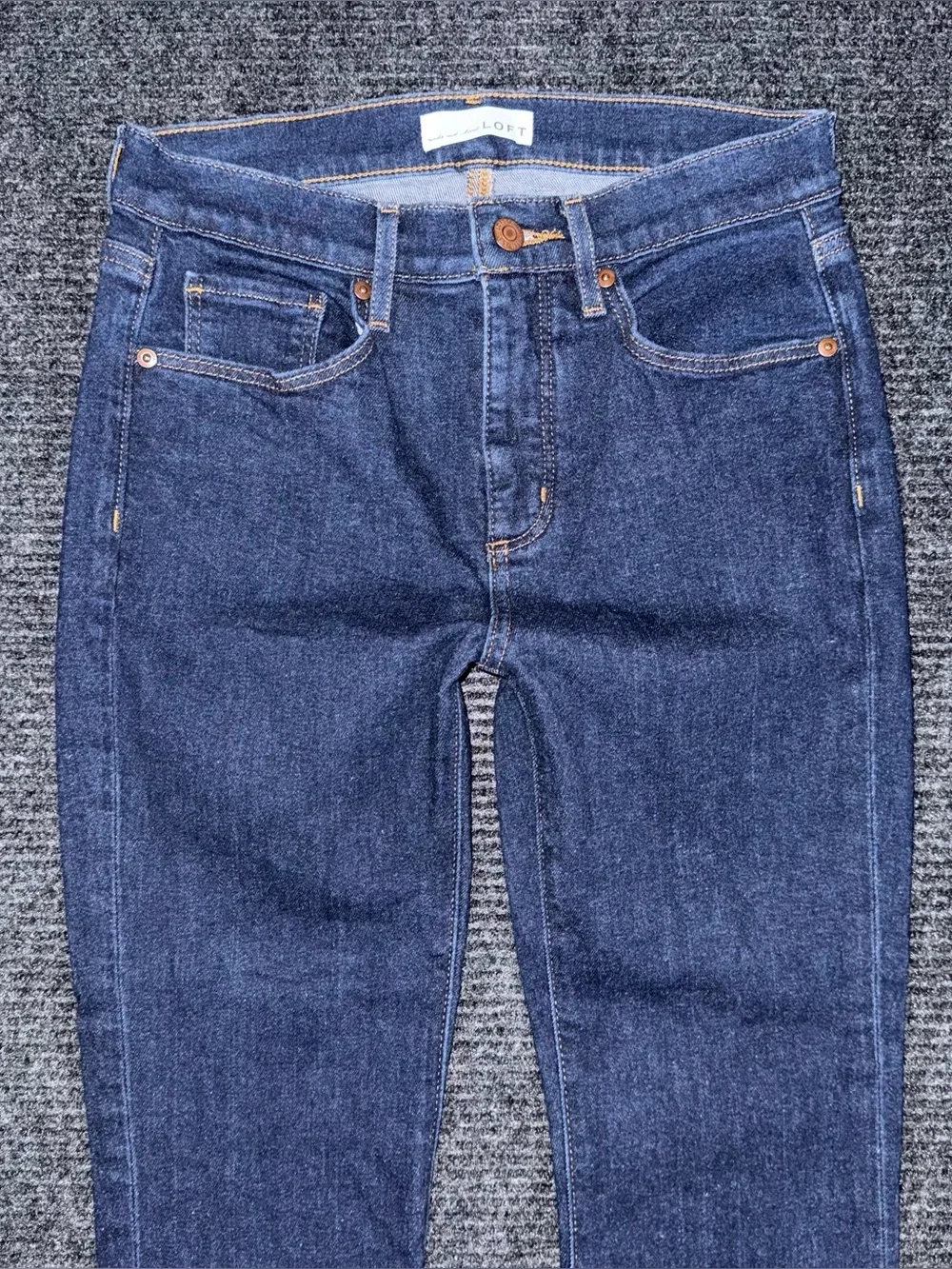 LOFT Women’s The Boot Dark Wash Bootcut Jeans Sz 26 / 2 Petite Cowgirl Americana - Picture 3 of 6